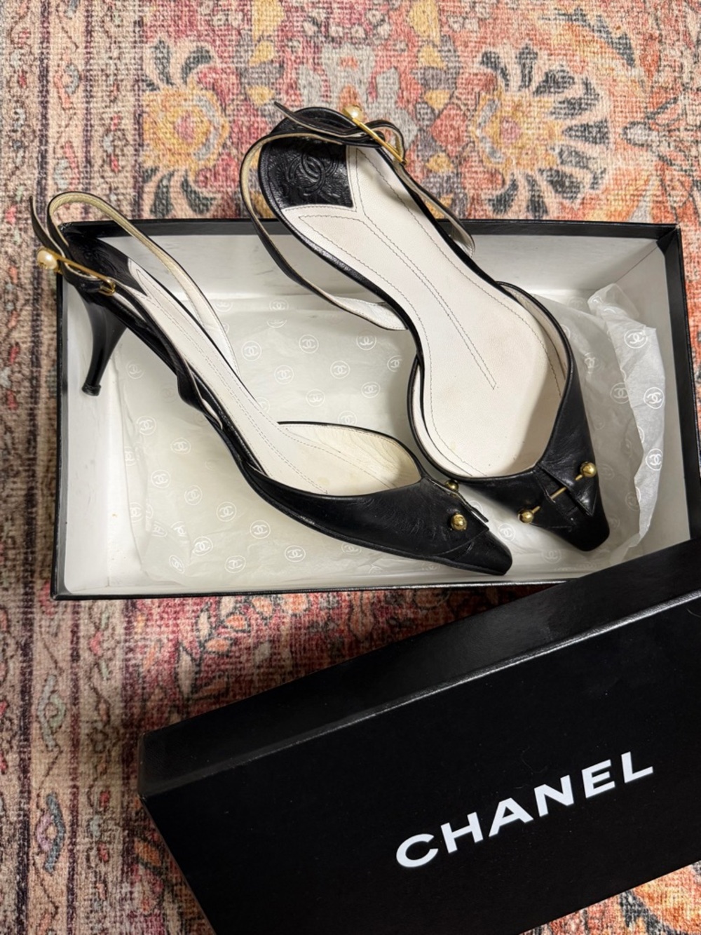 Vintage CHANEL Cruise 2006 Black Leather Pointed Slingback Heels with Gold Pin